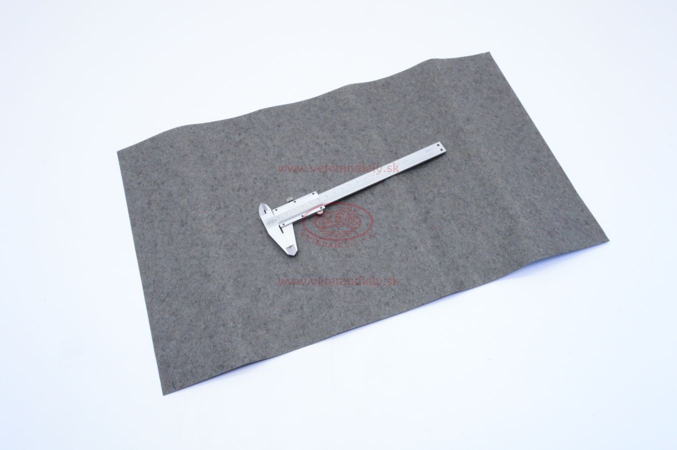 tesniaci-papier-0,5mm-univerzalny-vyroba-tesnenii-tesnenia